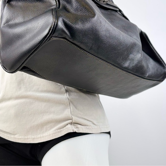 ✚ Vintage black leather locket shoulder bag - Picture 5 of 6